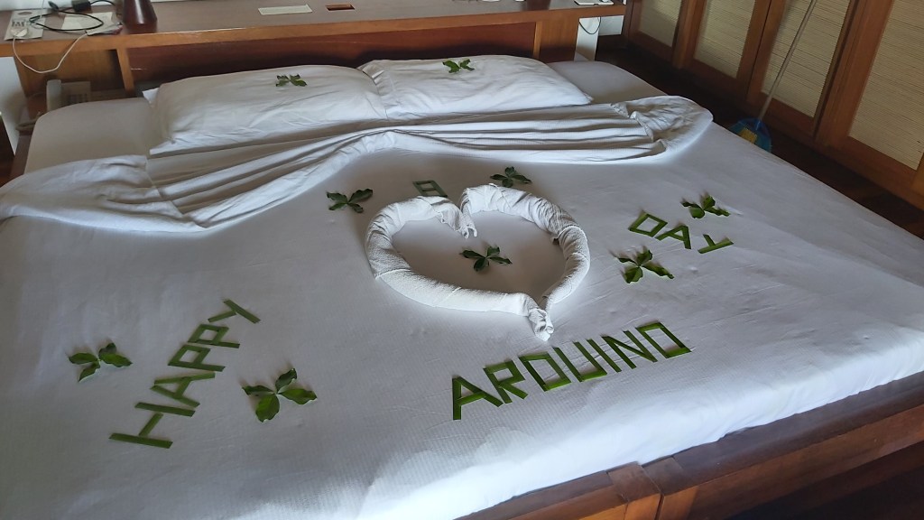 B day bed&nbsp;decoration